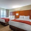 Comfort Suites