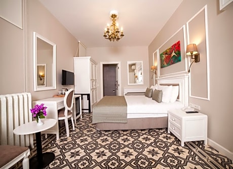 Double Room with Spa Bath