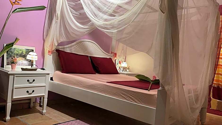 Martinique Treehouse