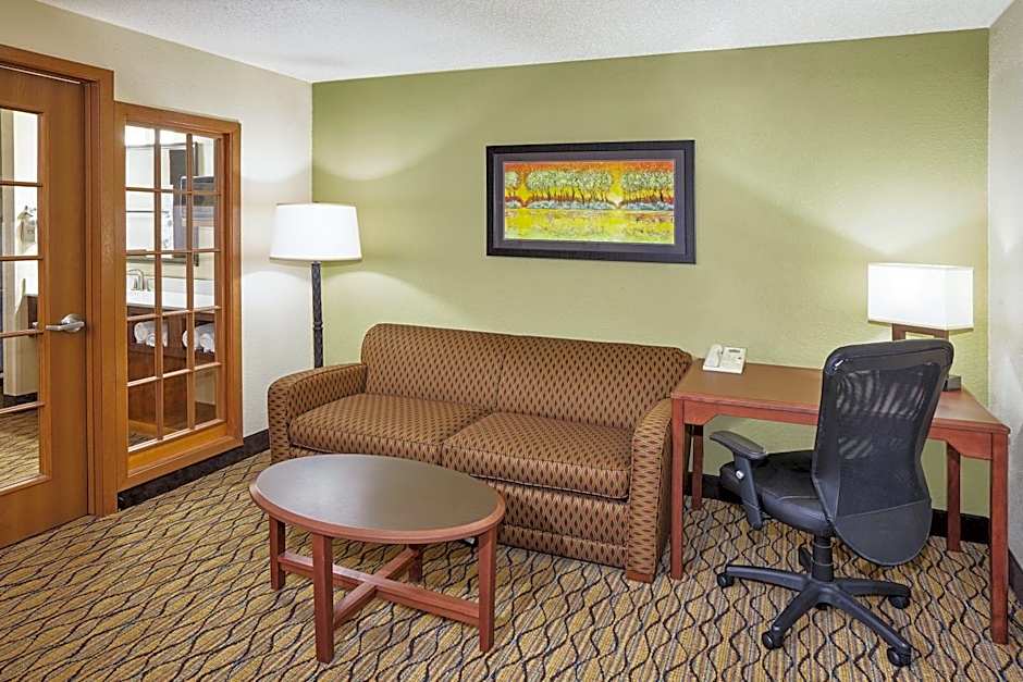 AmericInn by Wyndham Sheboygan