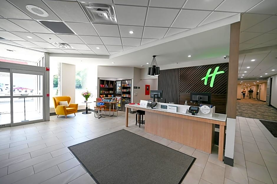 Holiday Inn Cleveland-Mayfield, an IHG Hotel