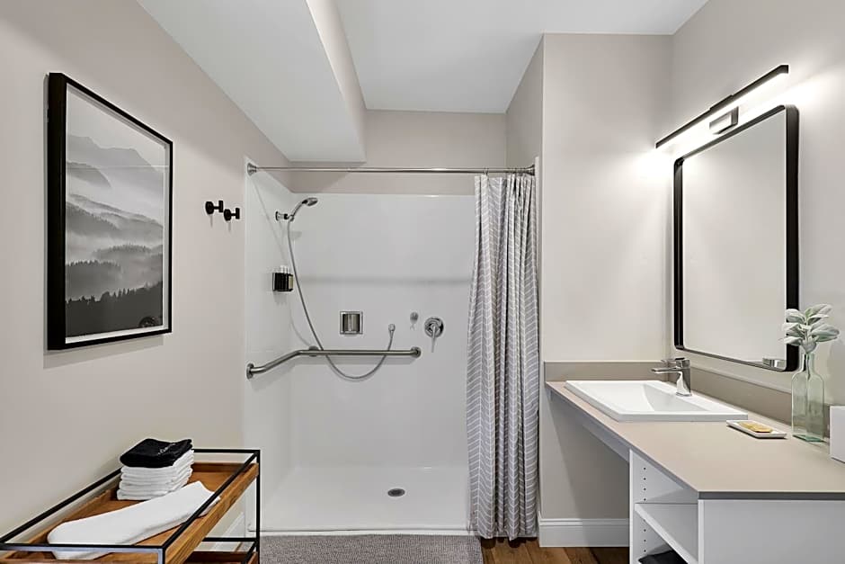 Summit Lofts Boutique Hotel