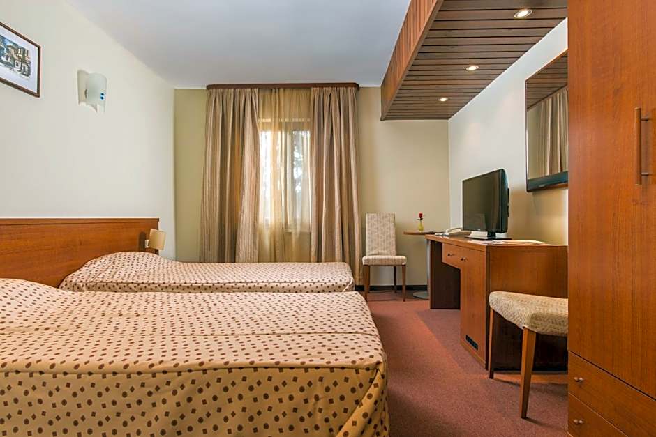 Photo 1 of 7 of Double or Twin Room