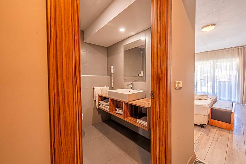 Begonville Hotel