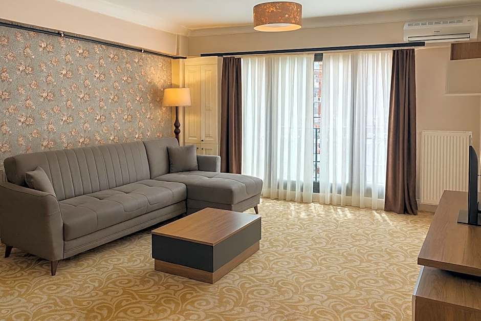 My Suit Residence