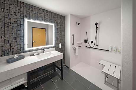 La Quinta Inn & Suites by Wyndham Austin Parmer/Tech Ridge
