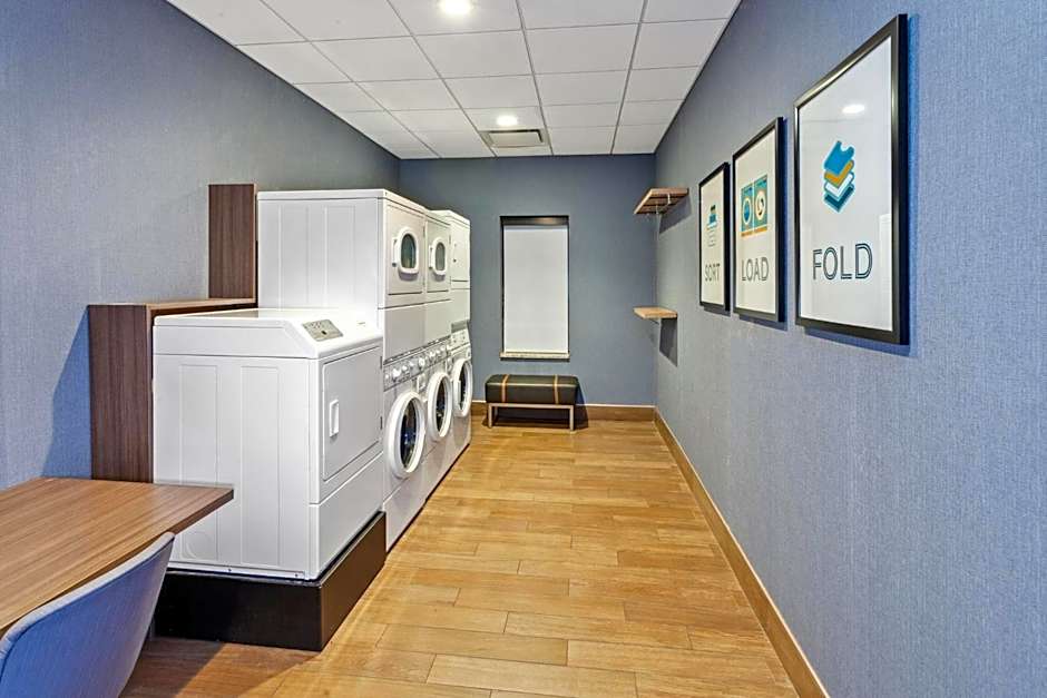 Staybridge Suites Albany Wolf Rd - Colonie Center by IHG