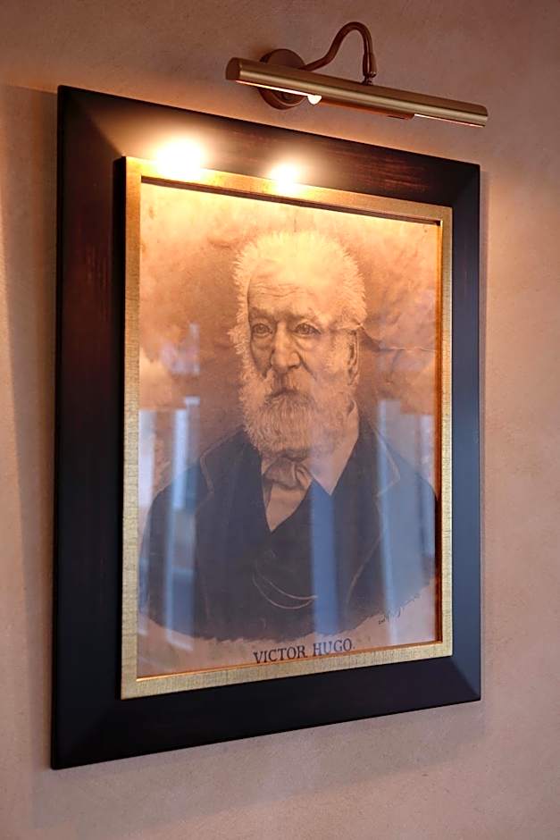Hôtel - Restaurant " Victor Hugo"