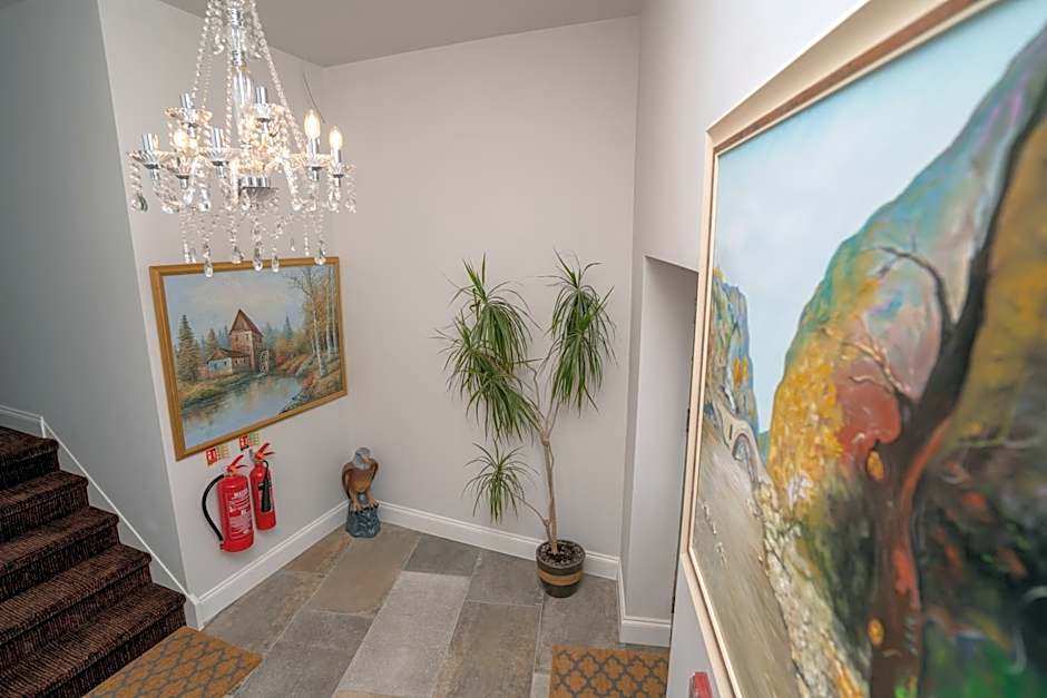 Eagle Hotel Luton Airport