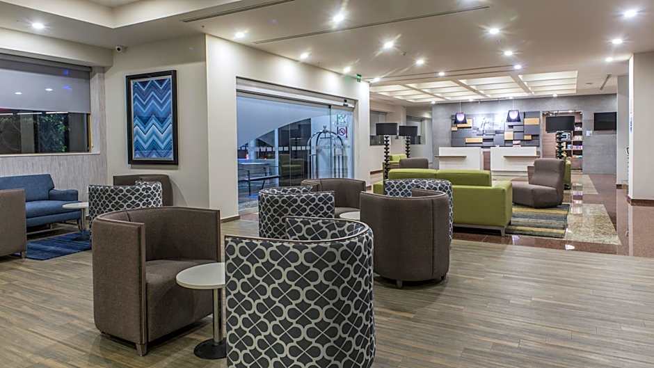 Holiday Inn Express Mexico - Toreo By IHG
