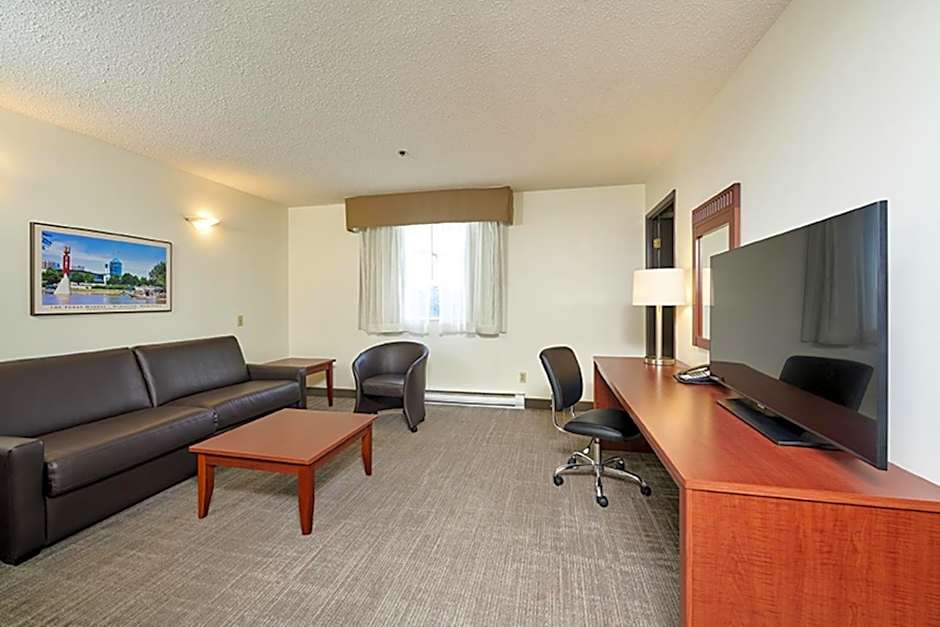 Canad Inns Destination Centre - Fort Garry