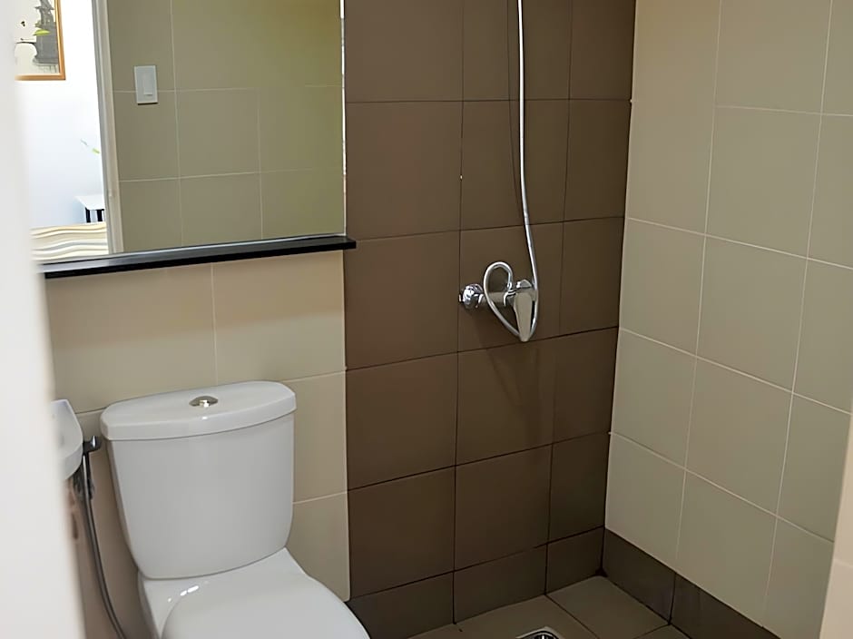 RedDoorz near SM Calamba