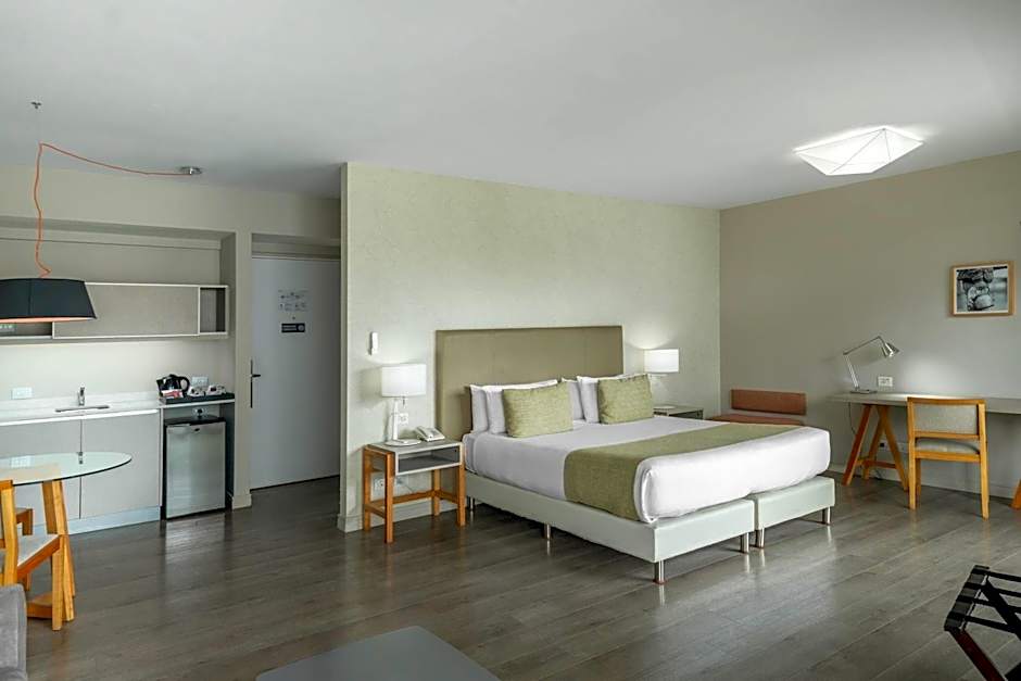 Dazzler by Wyndham Polo