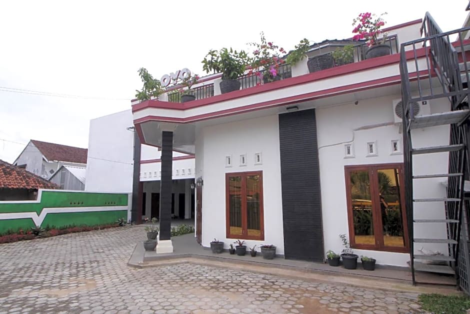 OYO 435 Panglima Polim Homestay Syariah