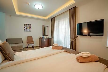Deluxe Double Room with Balcony