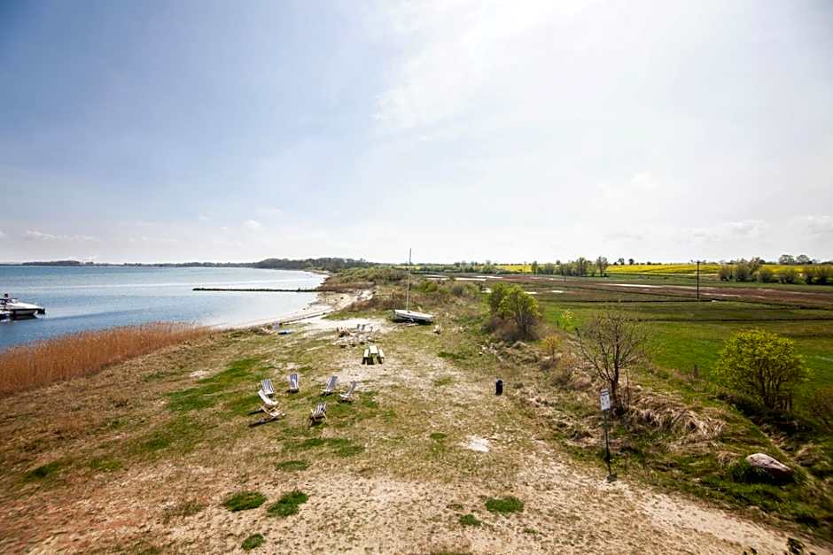 Bades Huk Marina Hotel