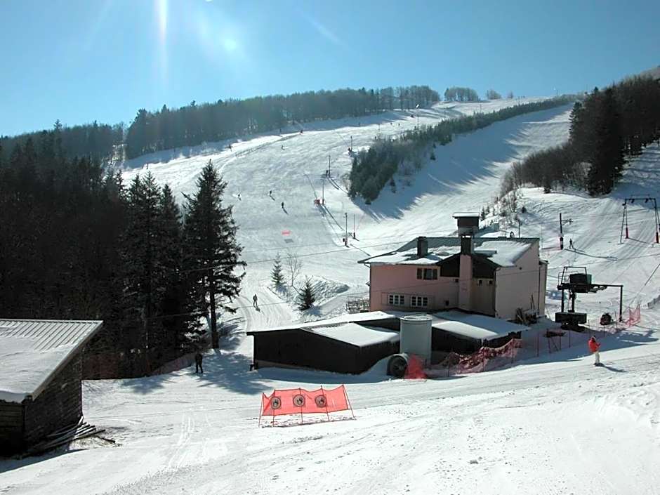 Hôtel Restaurant Wolf