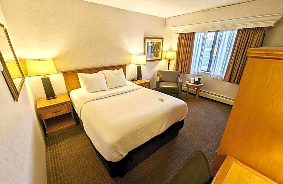 Best Western Plus Kelly Inn