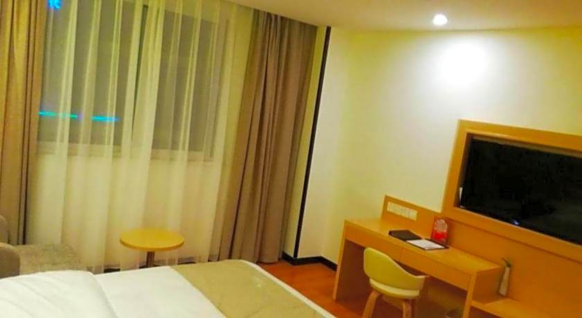 Vatica Hotel Xuzhou Suining Dognhuan Island East Bus Station