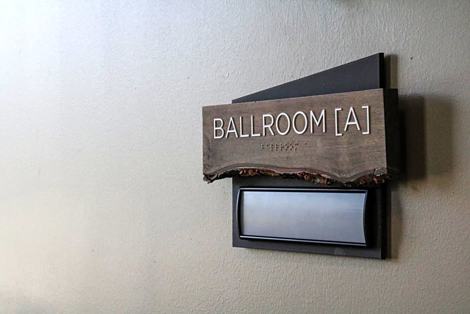 Hotel Indigo Traverse City By IHG