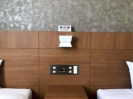 Standard Twin Room-Non-Smoking