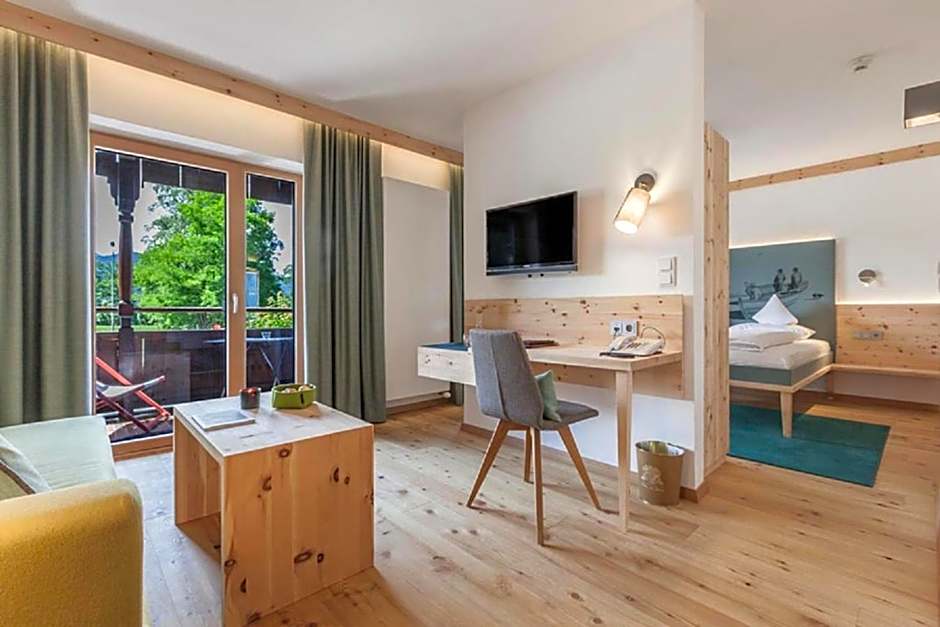 Hotel Zur Schanz – Ebbs, MO