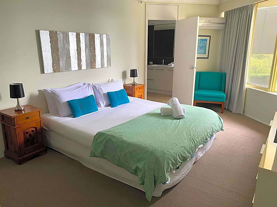 Contessa Holiday Apartments