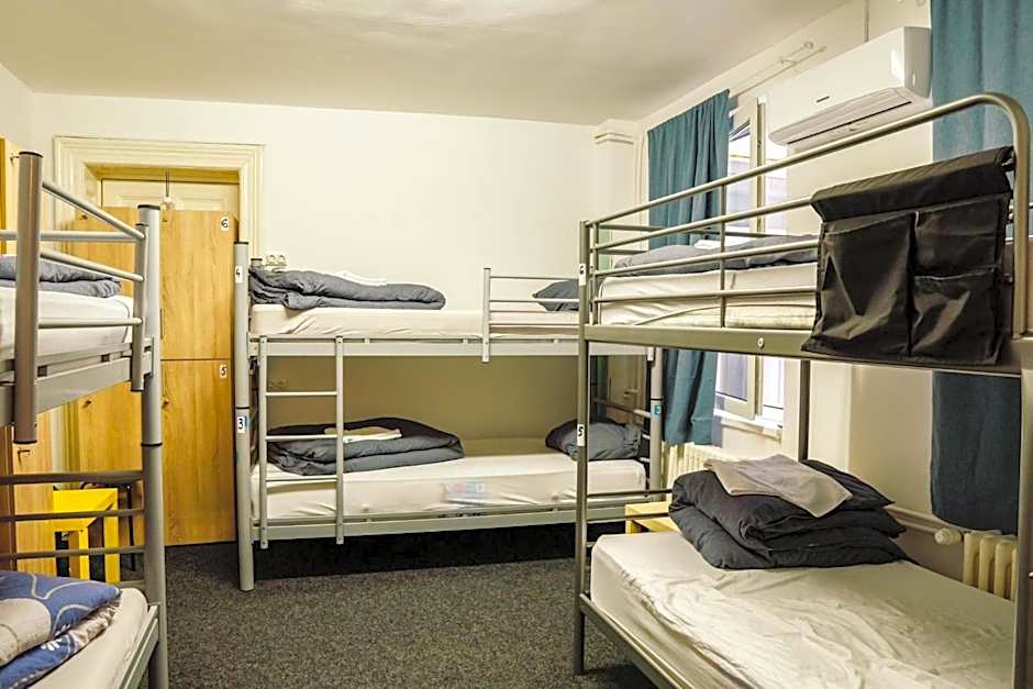 HOSTEL SPORT BUCHAREST