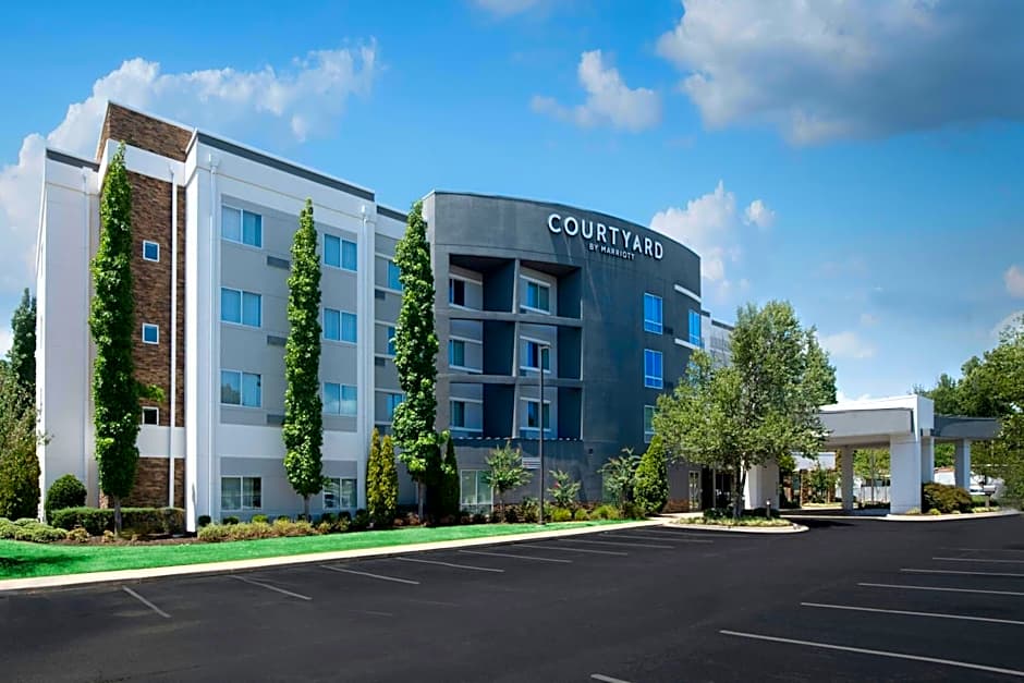 Courtyard by Marriott Hot Springs