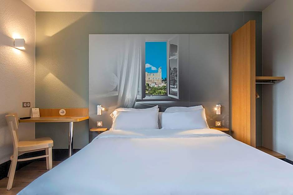 B&B HOTEL Orange - Échangeur A7 A9