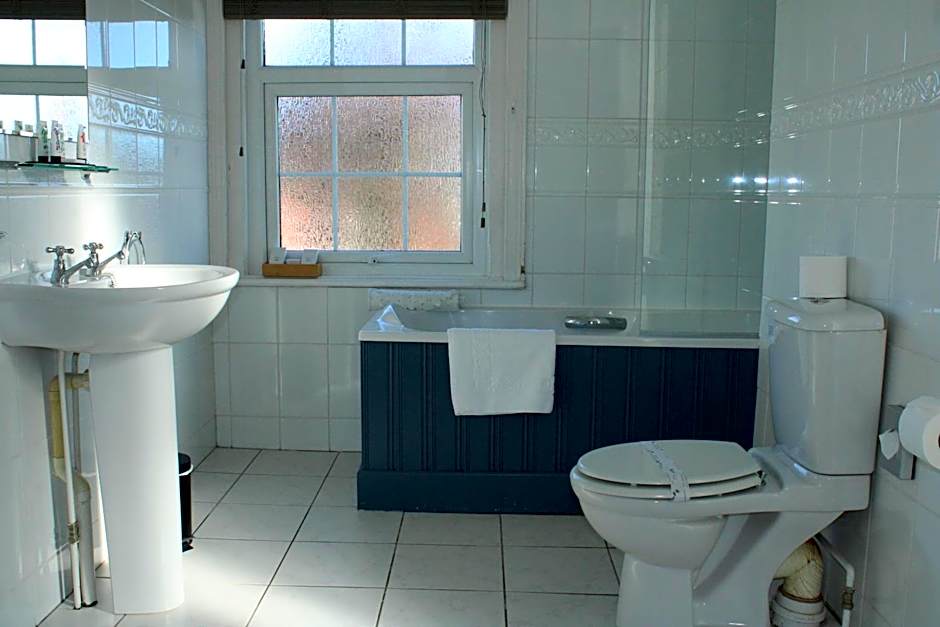 The Birdham Hotel & Restaurant