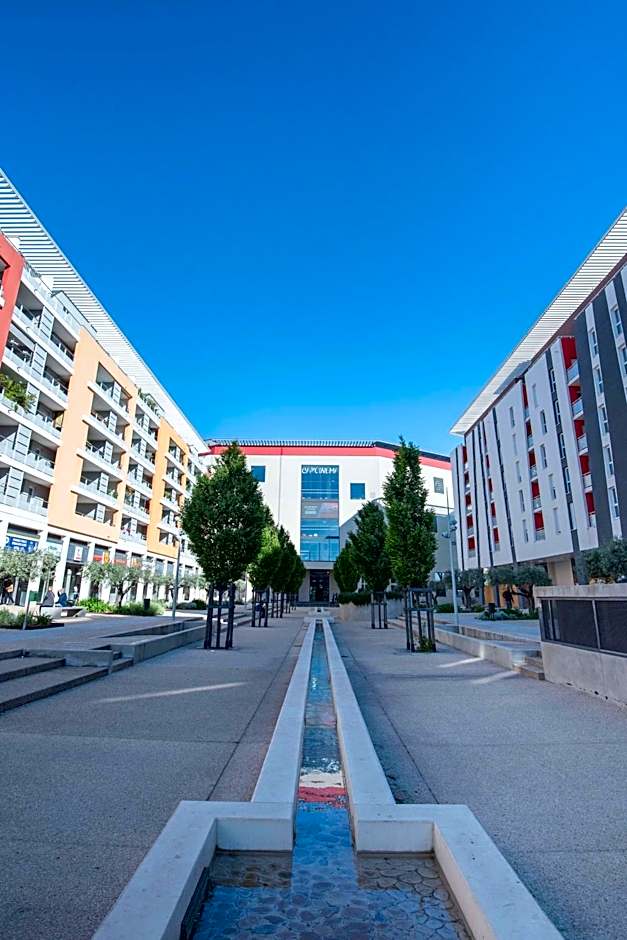 Comfort Aparthotel Nimes Centre