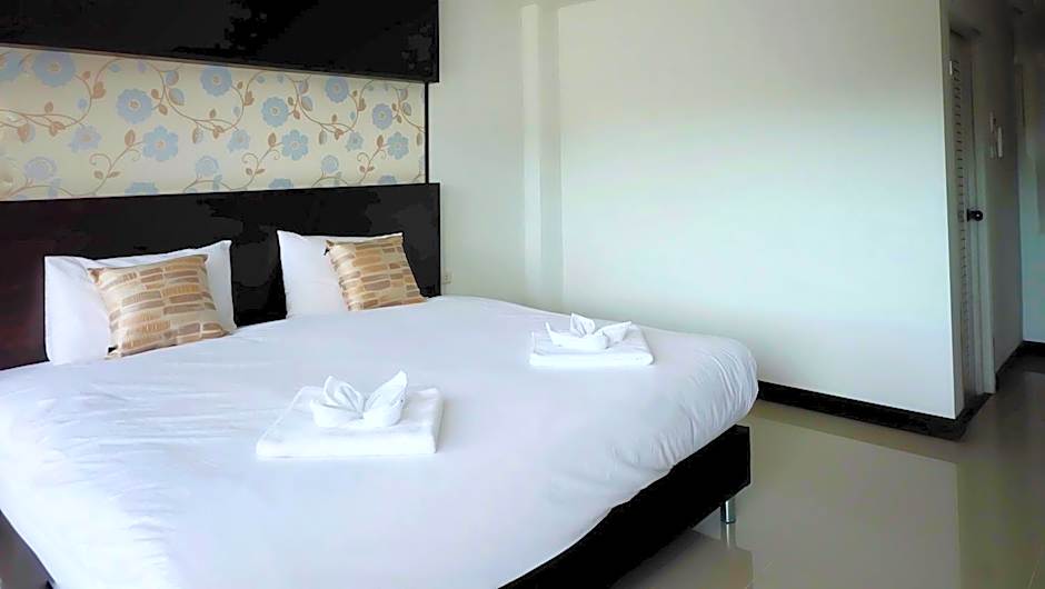 O2 Hotel สกลนคร (โรงแรม โอทู สกลนคร)