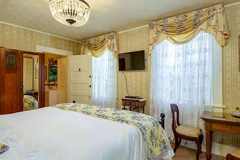 Mill Rose Inn