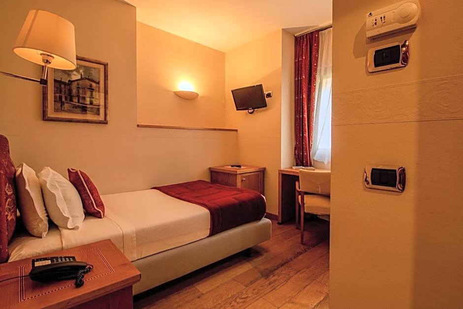 Paradise Hotel & Wellness