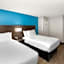 La Quinta Inn & Suites by Wyndham Houston Stafford Sugarland