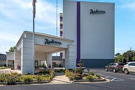 Radisson Hotel Grand Rapids Riverfront