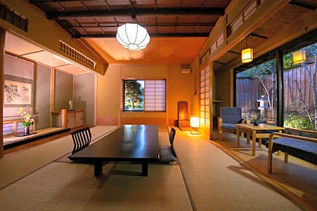 Japanese-Style House with Open-Air Bath - Annex