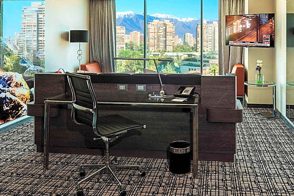 Renaissance Santiago Hotel