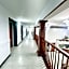 Grand Vista Hotel & Suites