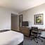 La Quinta Inn & Suites by Wyndham Salem