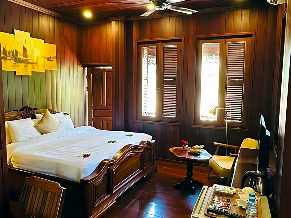 Luang Prabang Mekong Charm River View