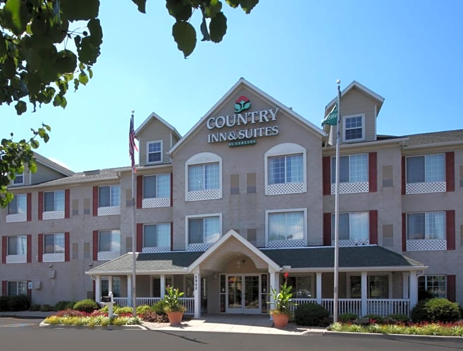 Country Inn & Suites by Radisson, Big Flats (Elmira), NY