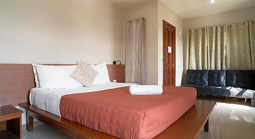 Madonna Hometel and Suites