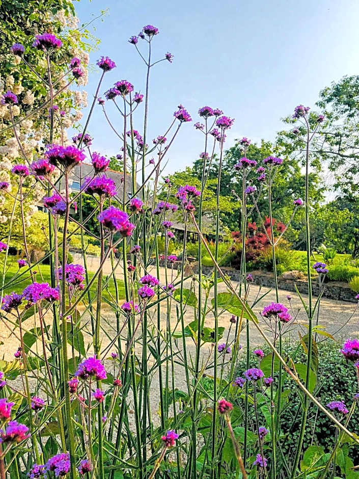 Demeure du Porzou, chambres d'hôtes de charme dans demeure d'exception, parc paysager, spa, massages, proche Paimpol, classé 4 épis