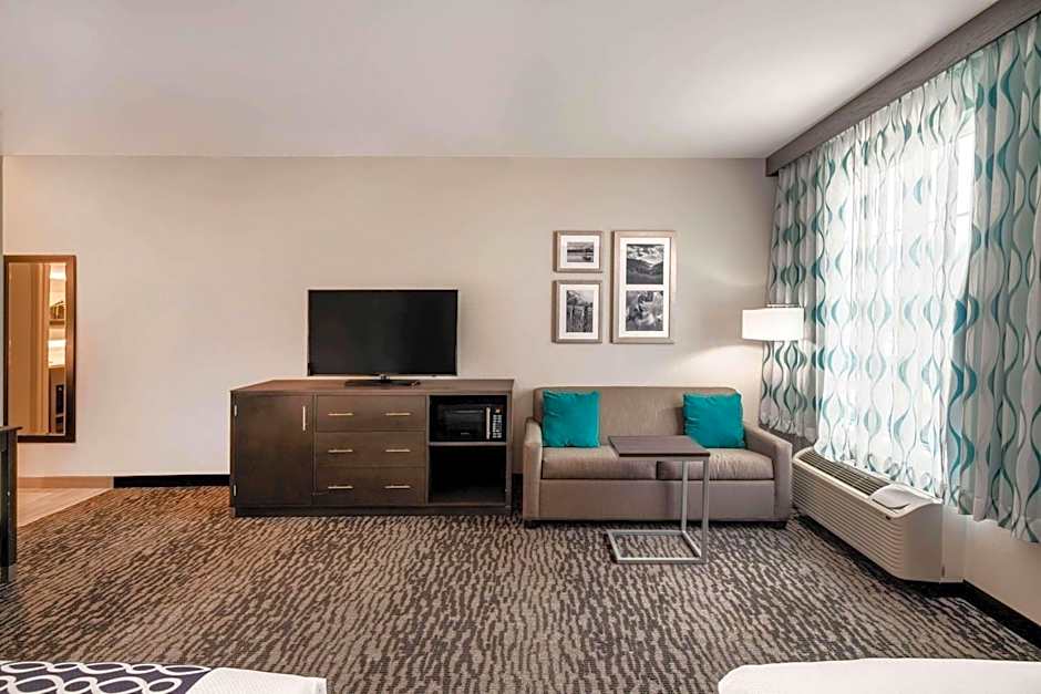 La Quinta Inn & Suites by Wyndham Chattanooga - Lookout Mtn