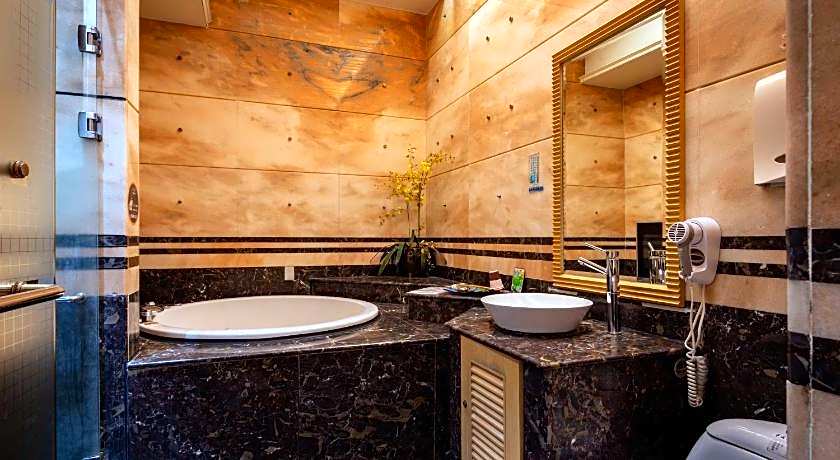 King & Princess Motel