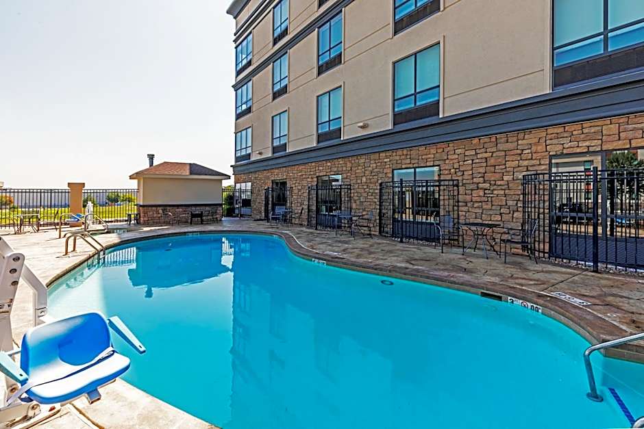 Holiday Inn & Suites Stillwater-University West By IHG