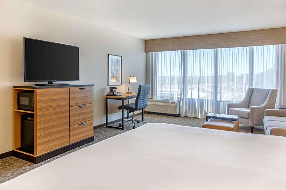 DRURY INN & SUITES ST LOUIS SOUTHWEST