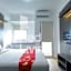 RedLiving Apartemen Gunung Putri Square - Sansan Room
